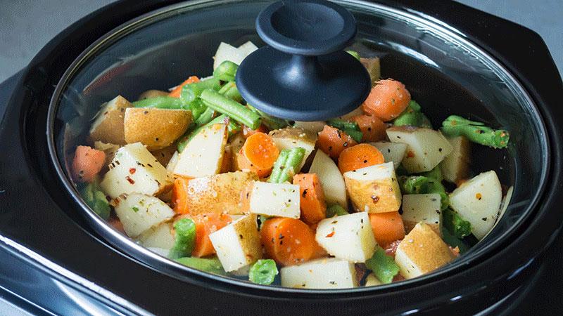 cooking vegetables in slow cooker